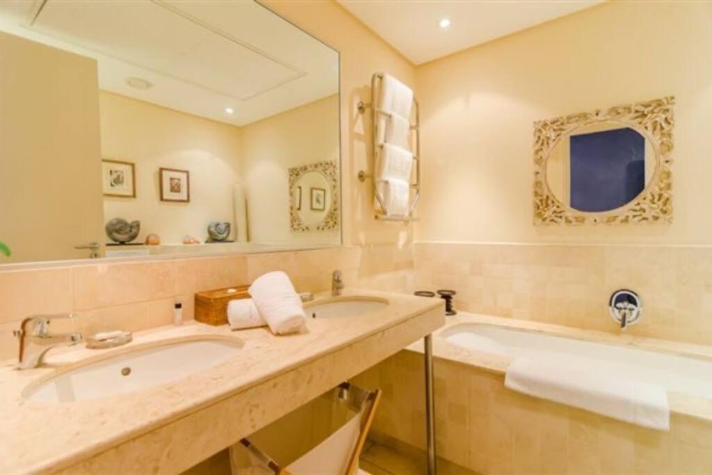 קייפטאון Parama 003 Secure, Luxurious Waterfront Apartment מראה חיצוני תמונה